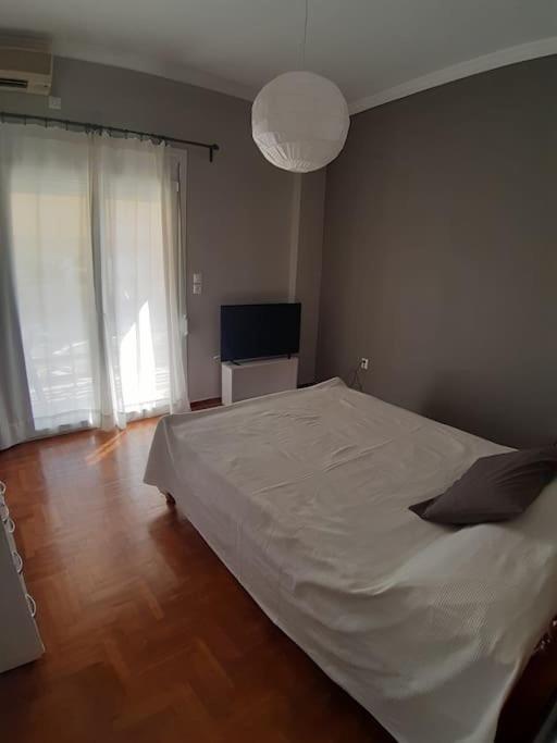 Μοντέρνο Διαμέρισμα - Stylish Appartment Loutraki Eksteriør billede