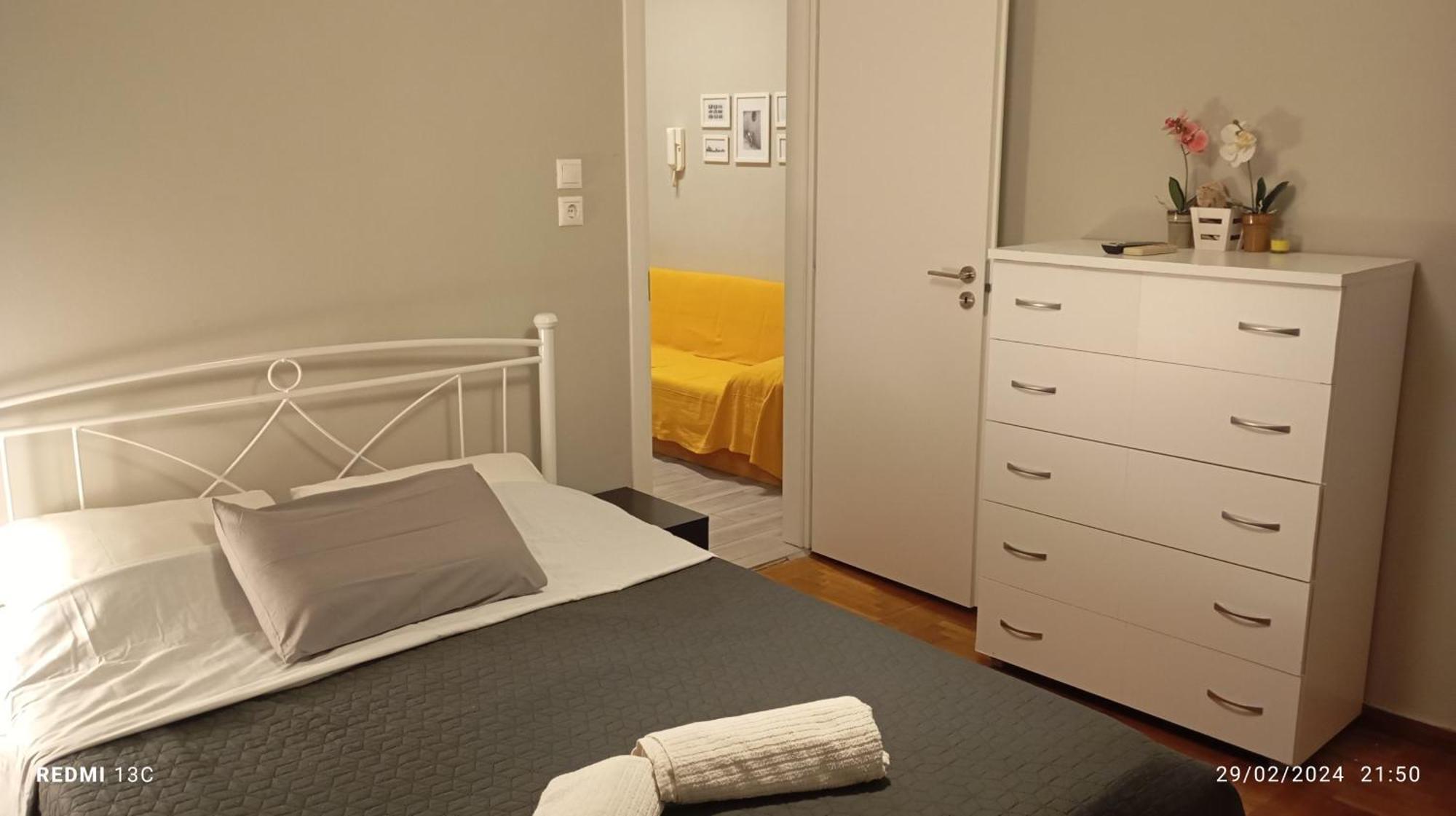 Μοντέρνο Διαμέρισμα - Stylish Appartment Loutraki Eksteriør billede